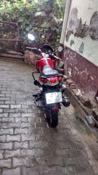 Red TVS Apache RTR 160