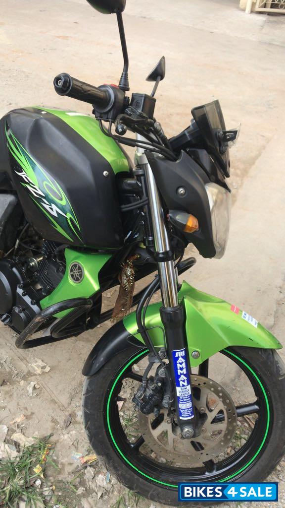 Black Green Yamaha FZ-S