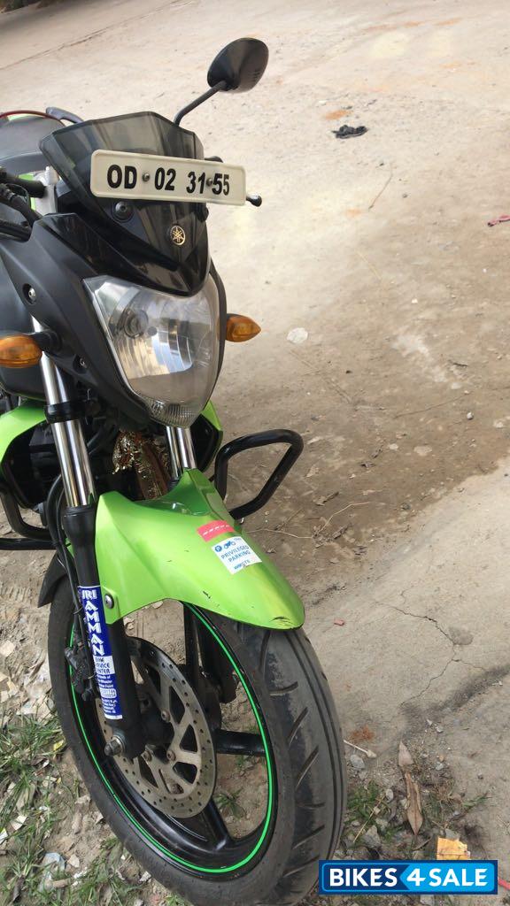 Black Green Yamaha FZ-S