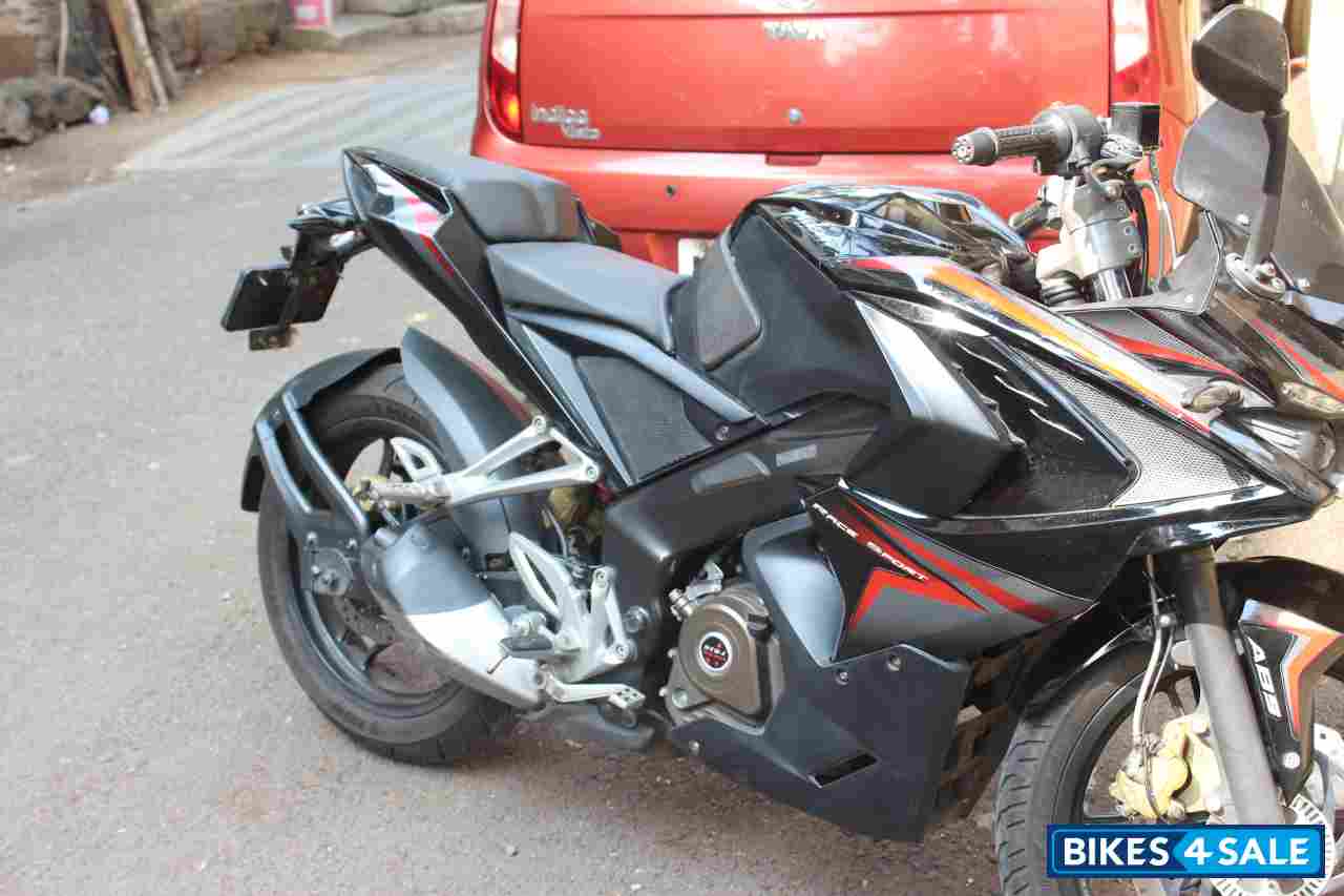 Black And Red Bajaj Pulsar RS 200 ABS