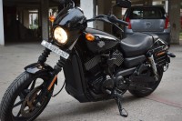 Black Harley Davidson Street 750