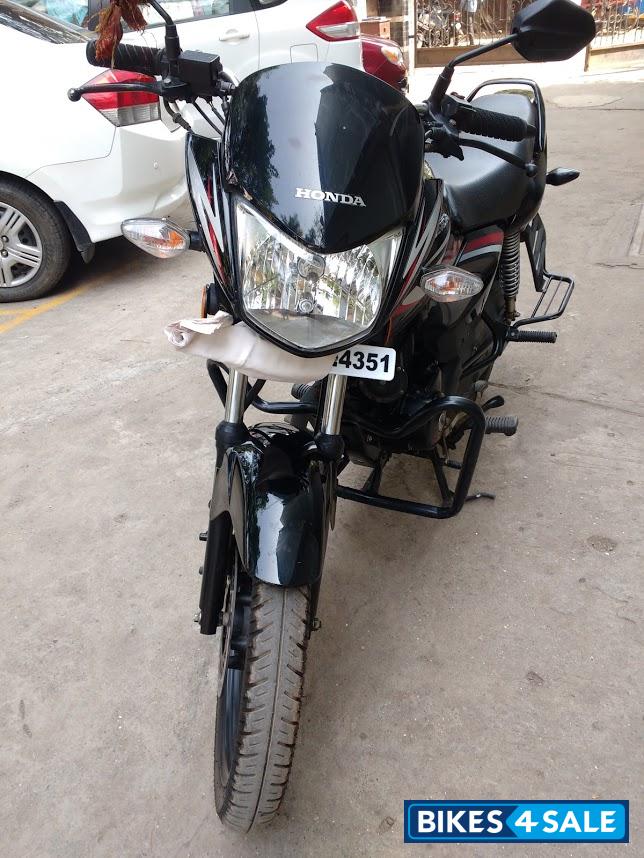 Black Honda CB Shine Black Honda CB Shine