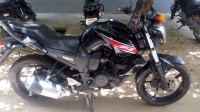 Black Yamaha FZ16