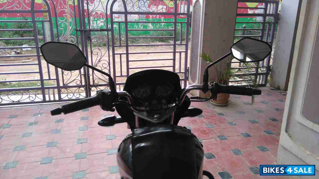 Black Honda CB Shine Black Honda CB Shine