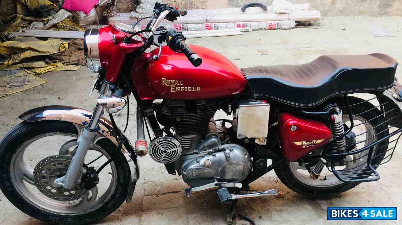 Red Royal Enfield Bullet Electra
