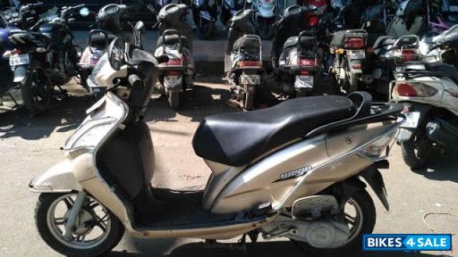 Gold TVS Wego