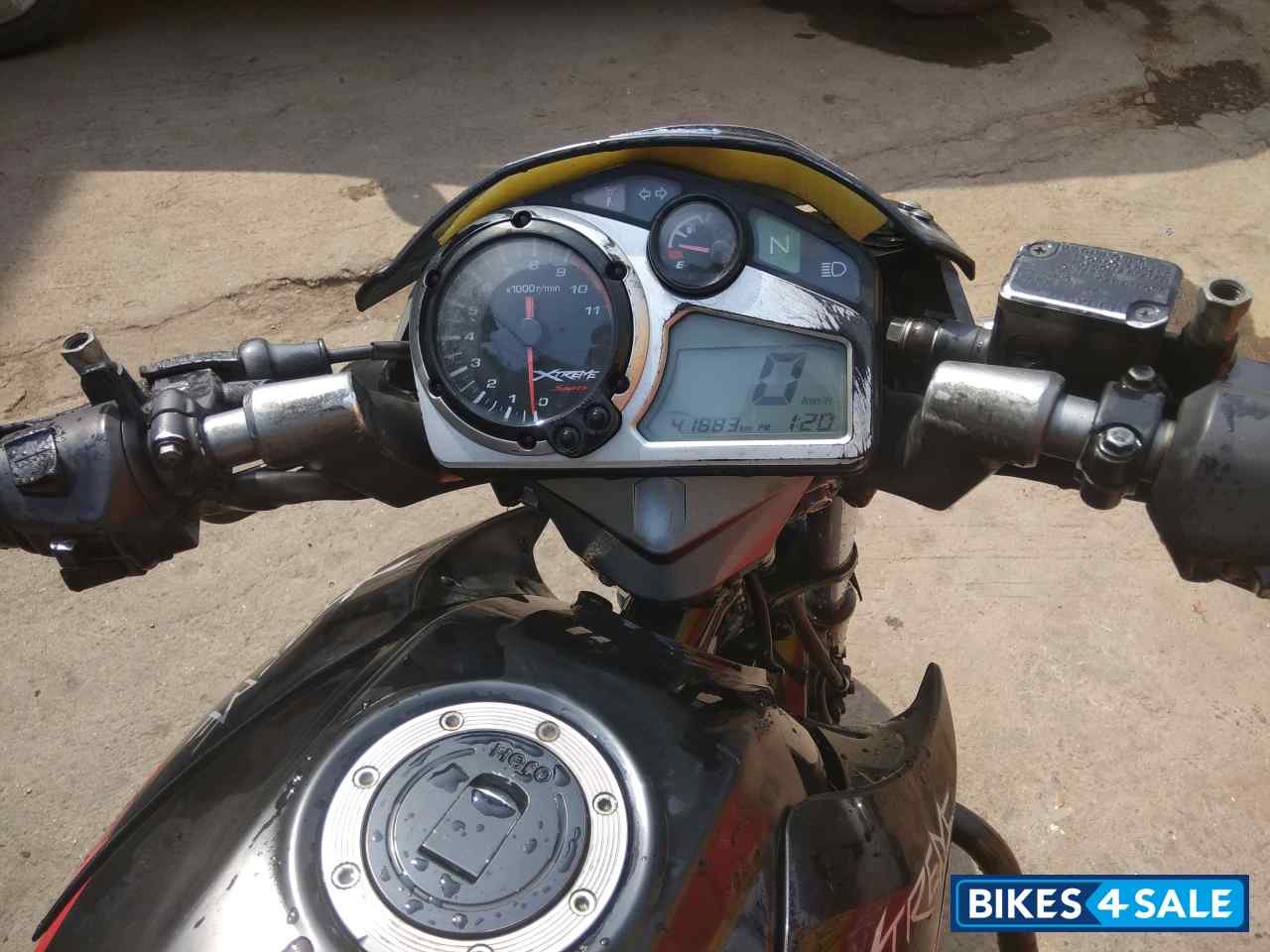 Black And Red Hero Xtreme Sports