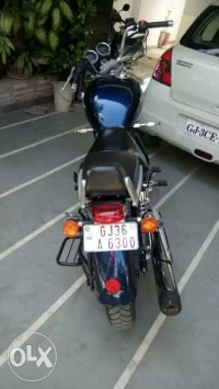 Marine Blue Royal Enfield Thunderbird 350