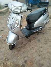 Silver Suzuki Access 125