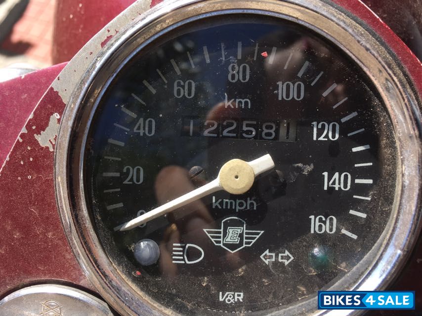 Chrome With Maroon Royal Enfield Bullet Machismo 350 Old