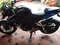 Blue Bajaj Pulsar 200 NS