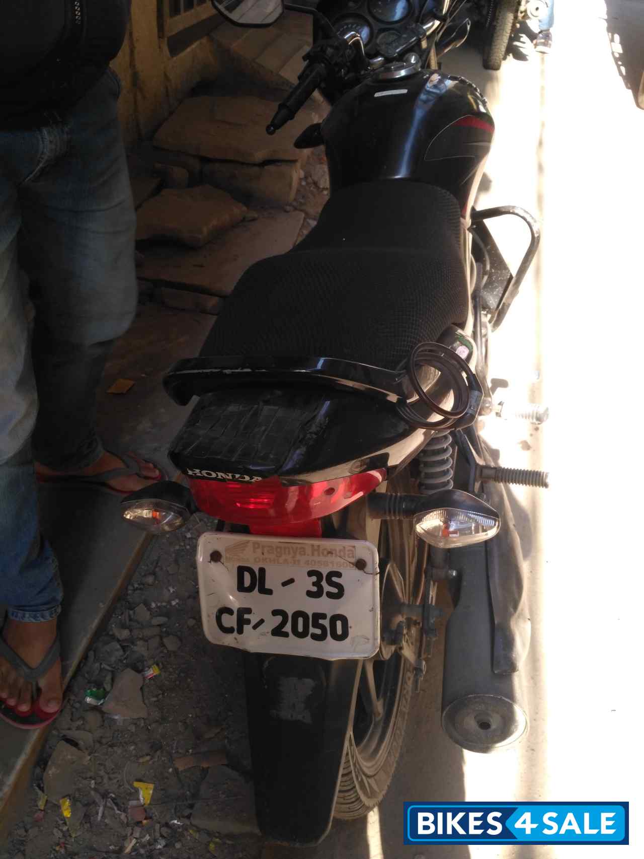 Black Honda CB Shine Black Honda CB Shine