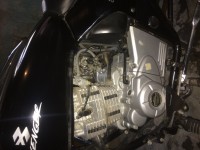 Black Bajaj Avenger 220 DTS-i