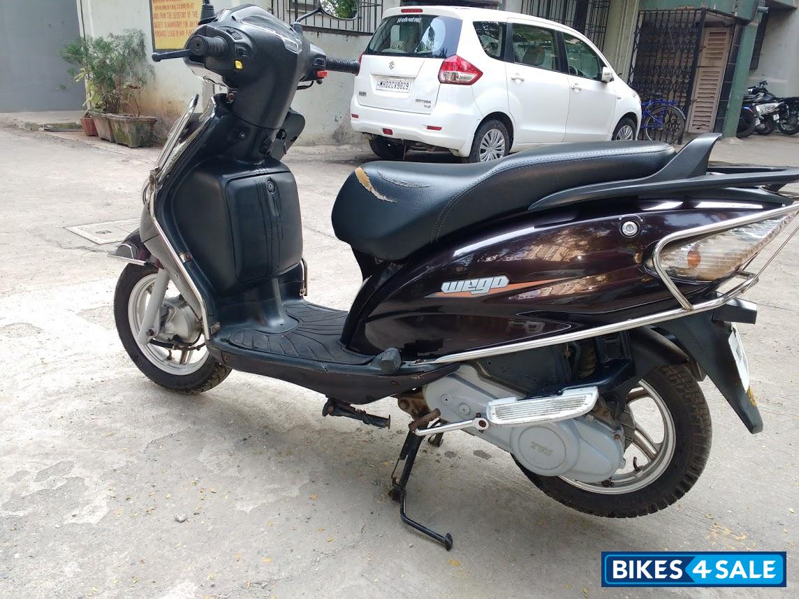 Brown TVS Wego
