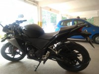 Complete Black Honda CBR 250R