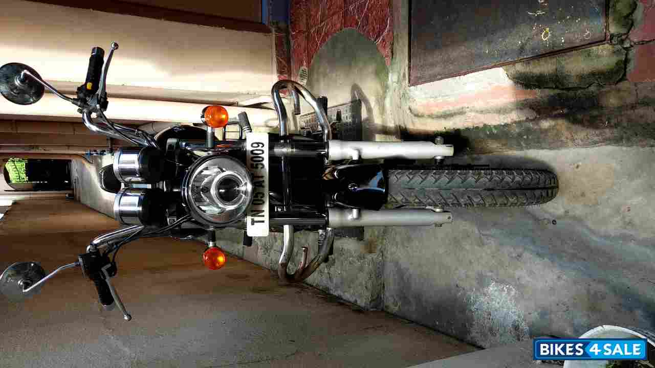 Black Royal Enfield Thunderbird TwinSpark 350 Black Royal Enfield Thunderbird TwinSpark 350