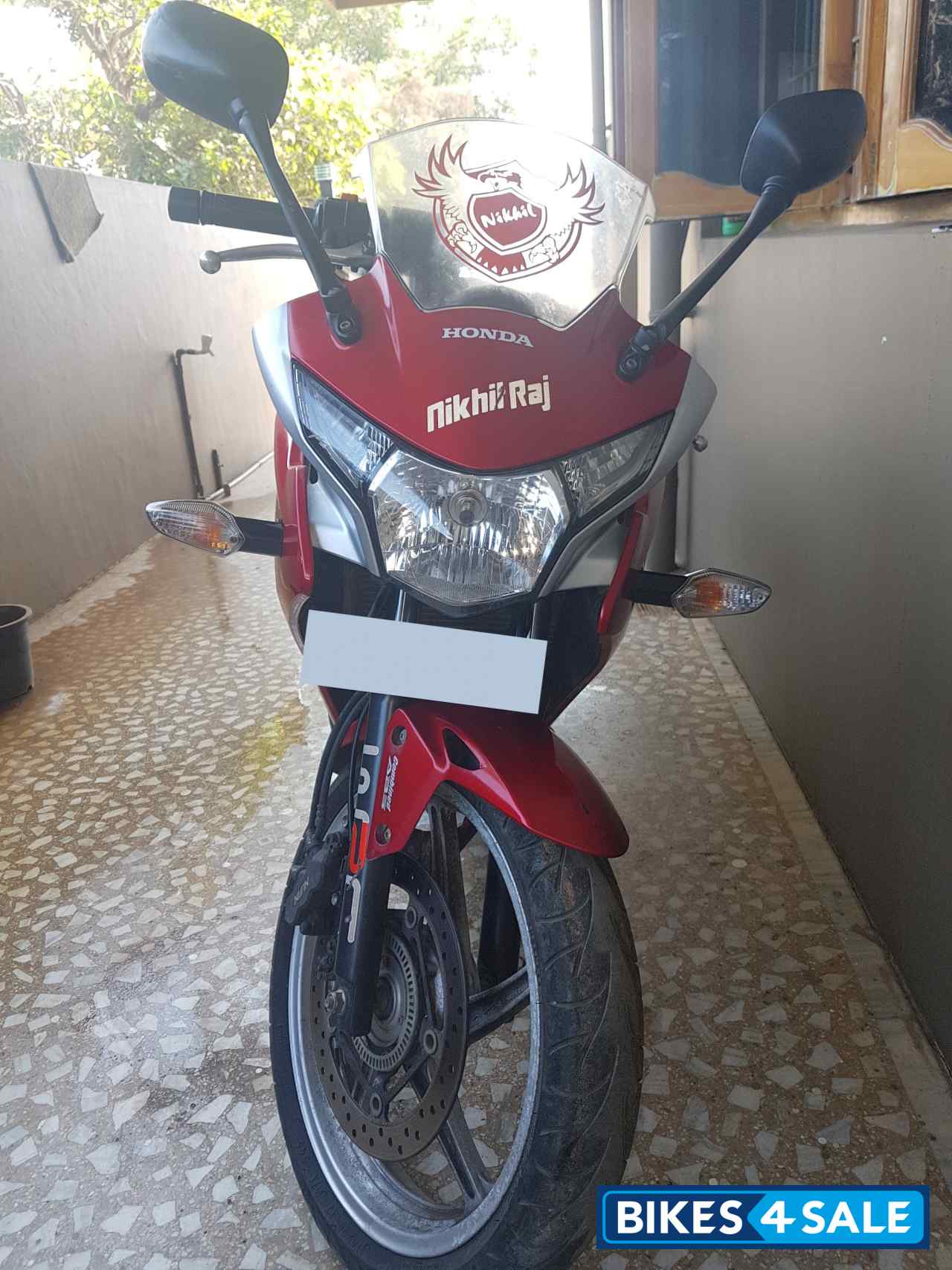Red Honda CBR 250R