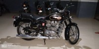 Black Royal Enfield Bullet 350 Twinspark