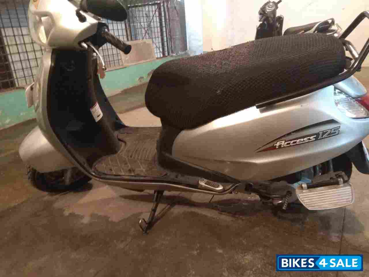 Silver Suzuki Access 125