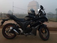 Black Suzuki Gixxer SF