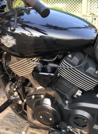 Black Harley Davidson Street 750