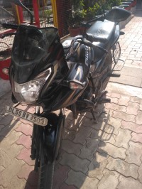 Black Bajaj Discover 150 F
