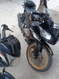 Yamaha YZF R15 2015 Model