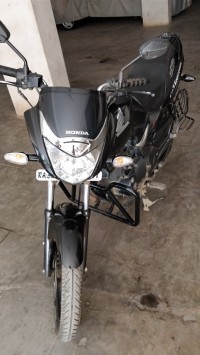 Black Honda CB Unicorn