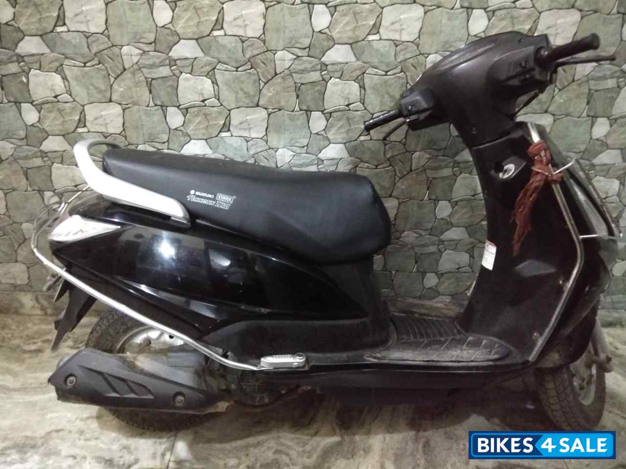 Black Suzuki Swish Black Suzuki Swish