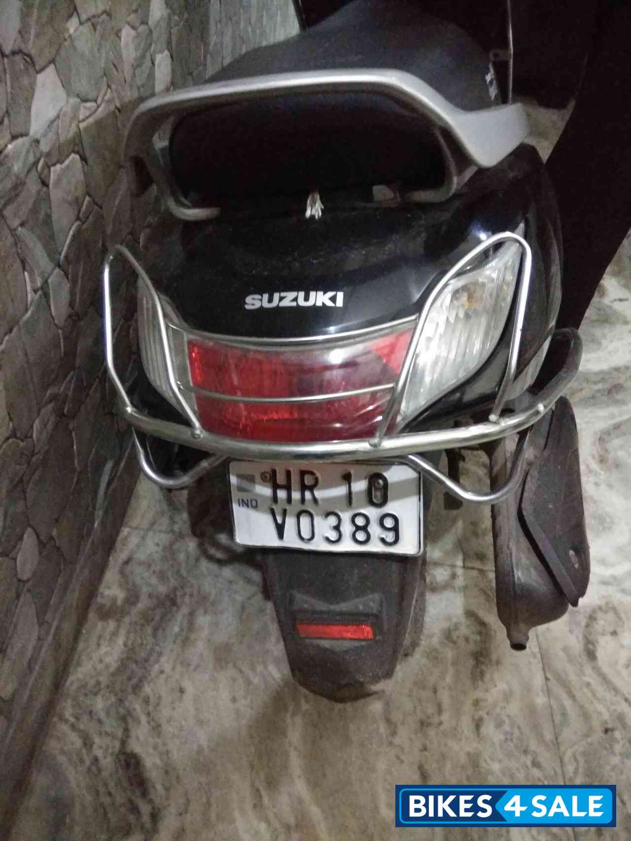 Black Suzuki Swish Black Suzuki Swish