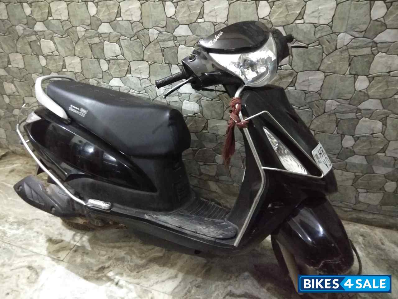 Black Suzuki Swish Black Suzuki Swish