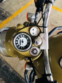 Desert Storm Royal Enfield Classic Desert Storm