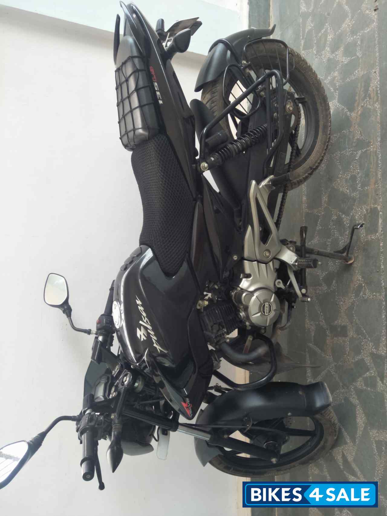 Black Bajaj Pulsar 135LS