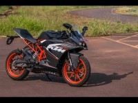 KTM RC 200 2017 Model