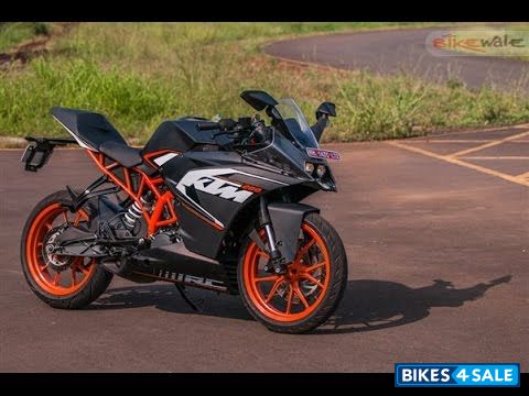 Black KTM RC 200