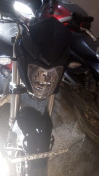 Black Benelli TNT 300