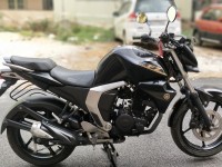 Black Yamaha FZ FI V2