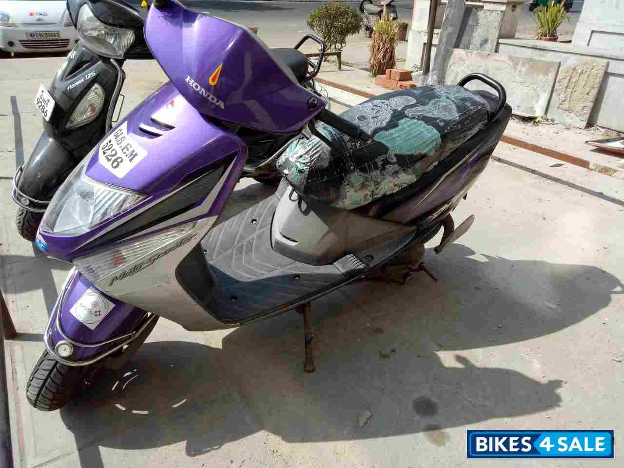 Purple Honda Dio