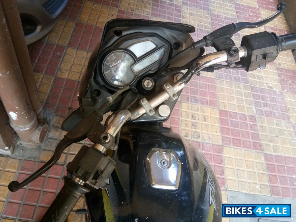 Black And Olive Green Bajaj Discover 100 DTS-Si