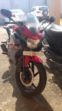 Honda CBR 150R 2017 Model