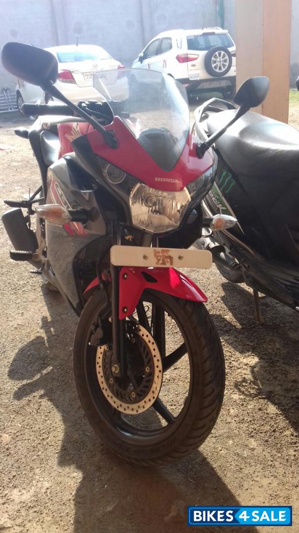Used 2017 Model Honda Cbr 150r For Sale In Indore Id 160064 Red