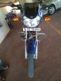 Blue Bajaj Discover 125