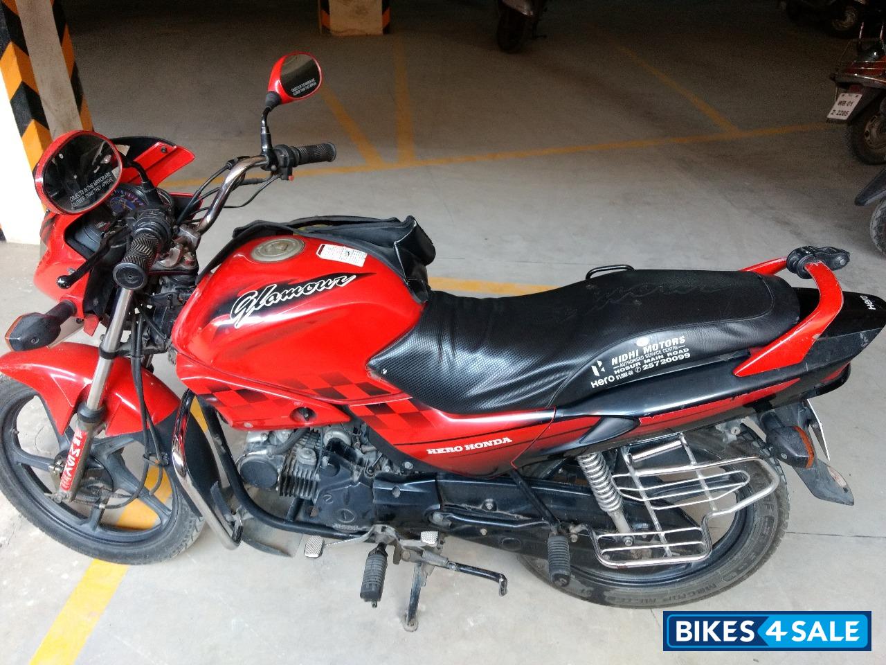 Candy-red Hero Glamour 125