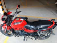 Candy-red Hero Glamour 125