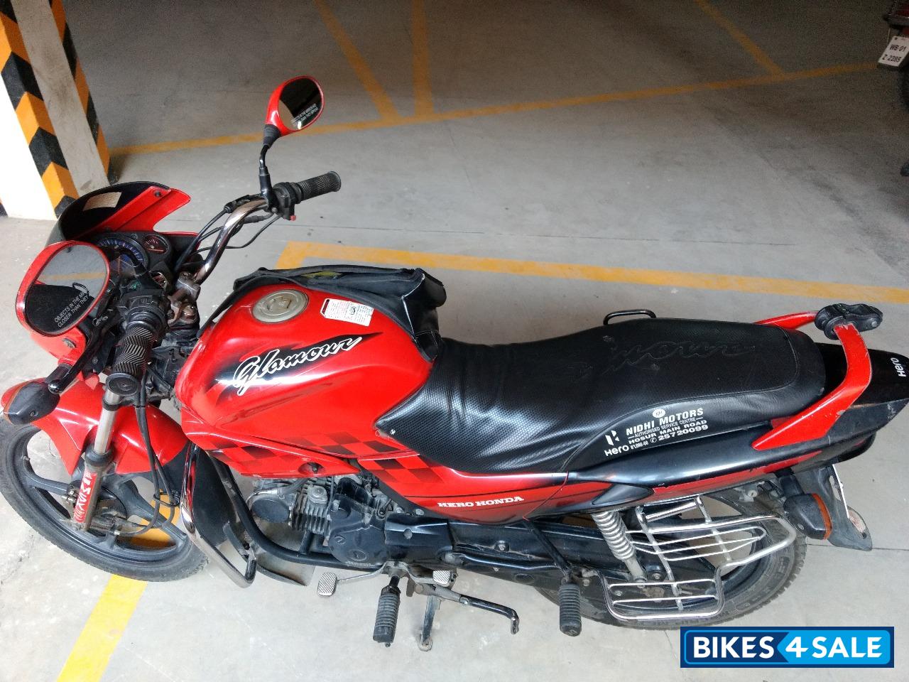 Candy-red Hero Glamour 125