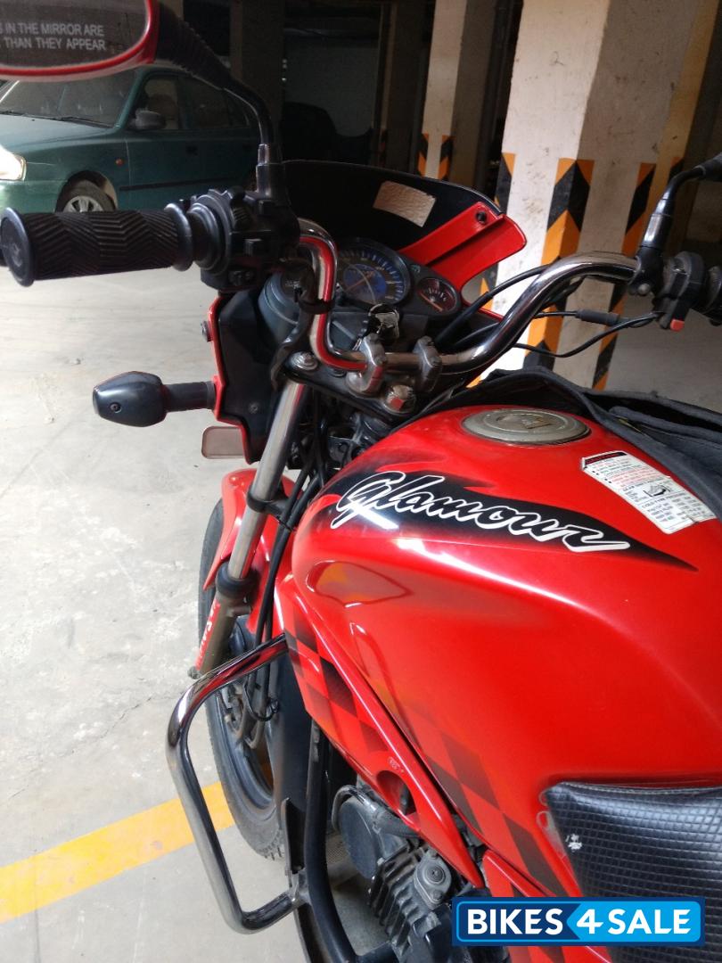 Candy-red Hero Glamour 125