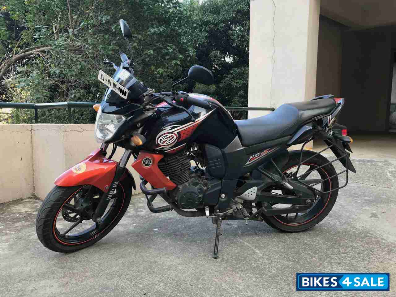 Black Orange Yamaha FZ-S Black Orange Yamaha FZ-S