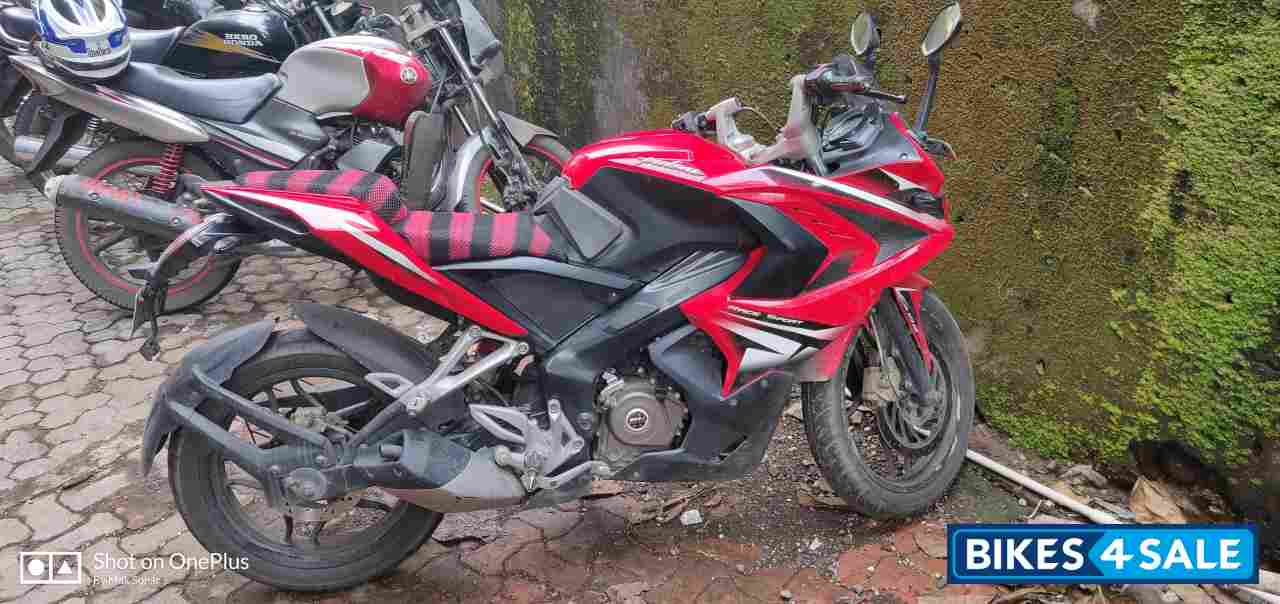 Red Bajaj Pulsar RS 200 ABS