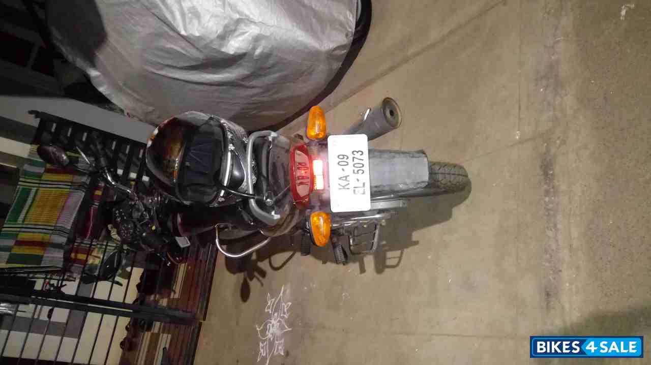 Black TVS Star Sport