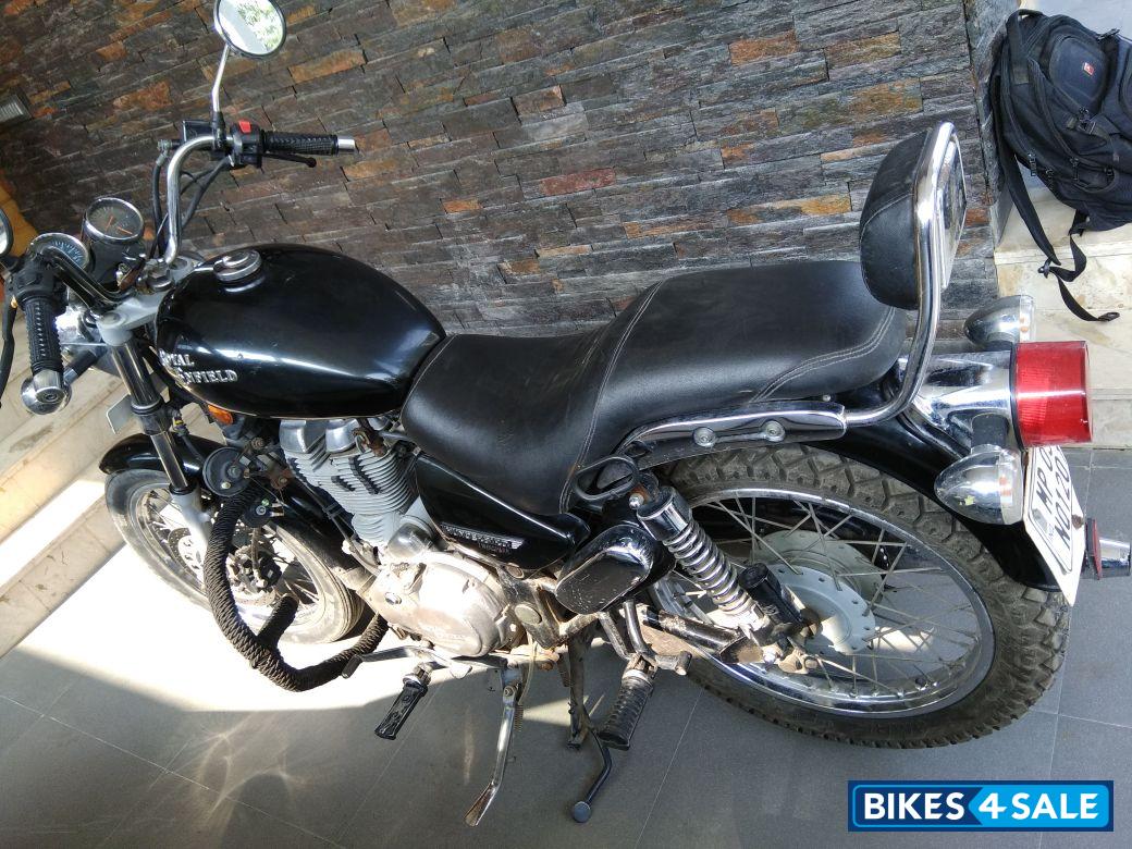 Black Royal Enfield Thunderbird